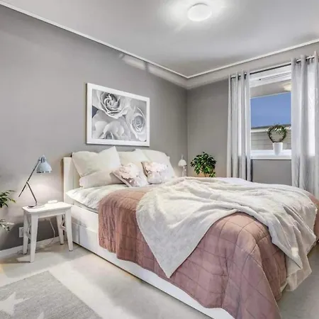 Hotel Cozy In Heggedal With House A Panoramic View 4*